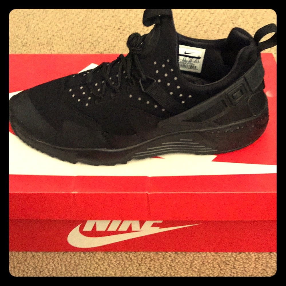 Nike Air Huarache Utility